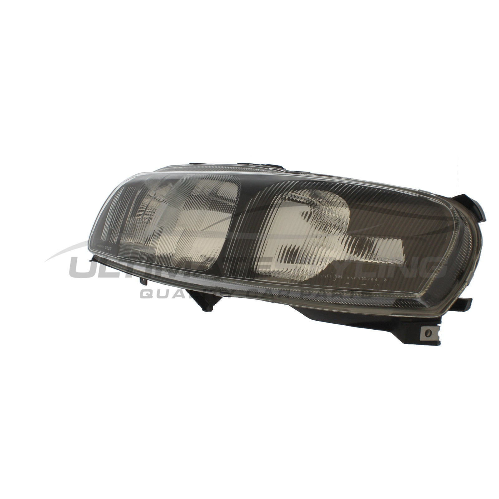 Volvo V70 / XC70 Headlight / Headlamp - Passenger Side (LH) - Halogen