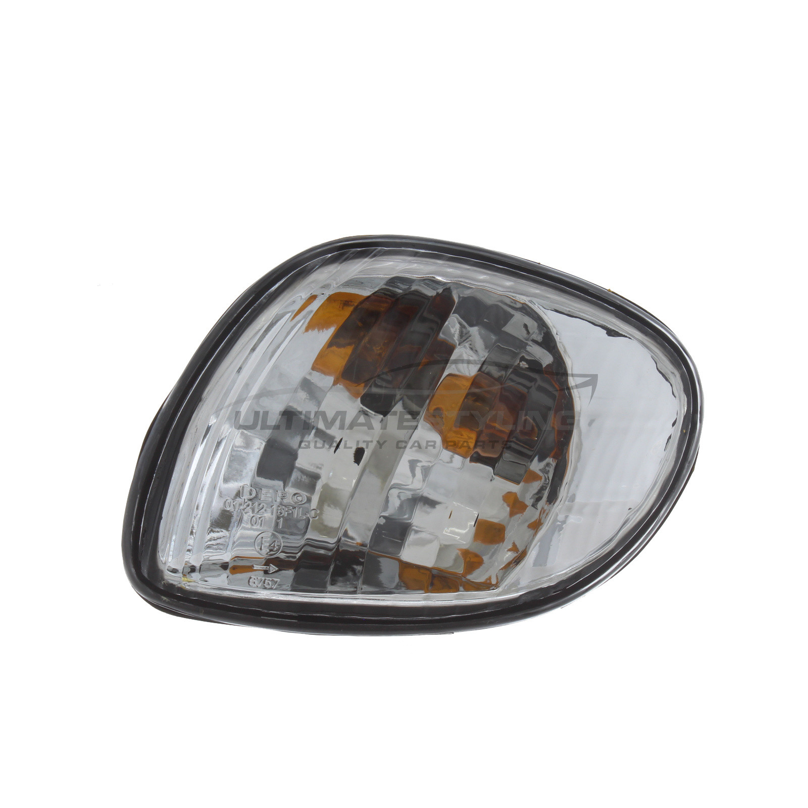 Toyota Corolla 2000-2002 Clear Front Indicator Includes Bulb Holder - Passenger Side (LH)
