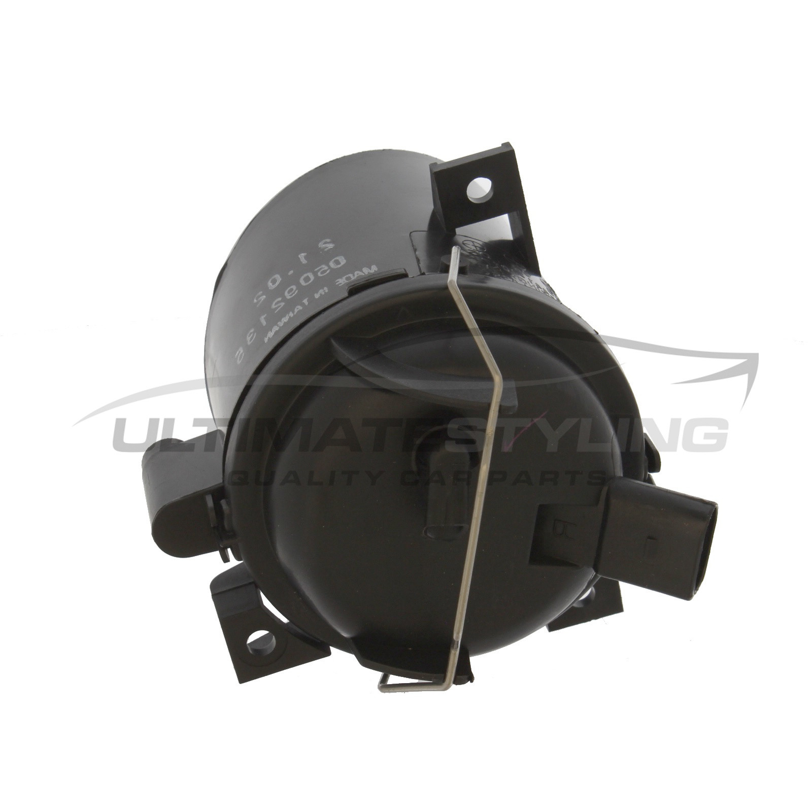 Seat Altea 2004-2007 / Seat Cordoba 2006-2006 / Seat Ibiza 2006-2008 / Seat Leon 2005-2013 / Seat Toledo 2005-2007 / Skoda Superb 2002-2008 / VW Fox 2006-2012 / VW Polo 2002-2005 Front Fog Light Non-LED Round Passenger Side (LH)